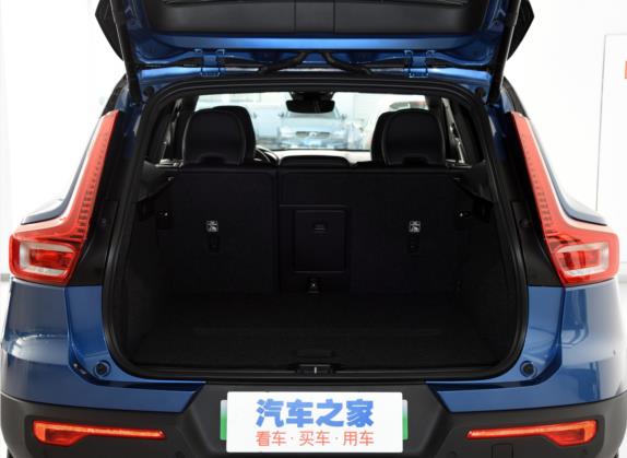 沃尔沃XC40新能源 2021款 P8 纯电 四驱智雅运动版 车厢座椅   后备厢