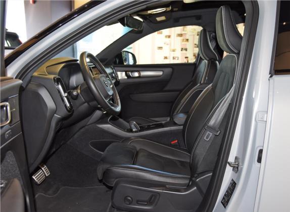 沃尔沃XC40新能源 2022款 四驱高性能版 PRO 车厢座椅   前排空间