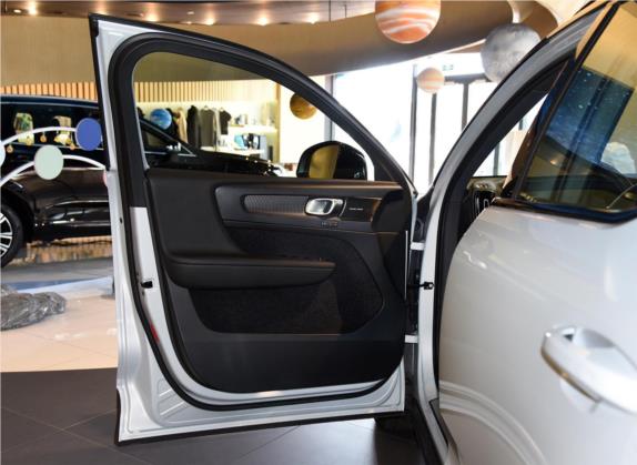 沃尔沃XC40新能源 2022款 四驱高性能版 PRO 车厢座椅   前门板