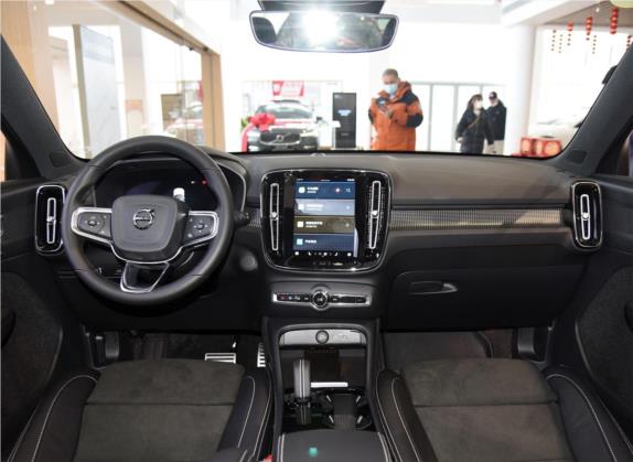 沃尔沃XC40新能源 2022款 长续航版 中控类   中控全图