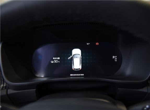 沃尔沃XC40新能源 2022款 长续航版 中控类   仪表盘