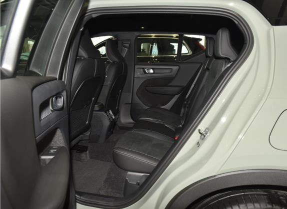 沃尔沃XC40新能源 2023款 长续航版 车厢座椅   后排空间