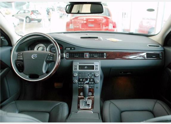沃尔沃S80 2006款 4.4 V8 AWD 中控类   中控全图