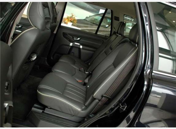 沃尔沃XC90 2006款 4.4 V8 AWD五座行政版 车厢座椅   后排空间