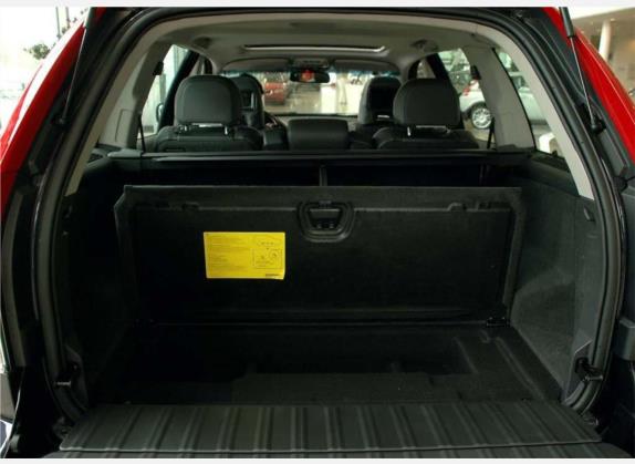 沃尔沃XC90 2006款 4.4 V8 AWD五座行政版 车厢座椅   后备厢