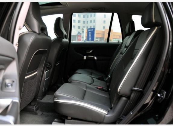 沃尔沃XC90 2010款 2.5T AWD运动版 车厢座椅   后排空间