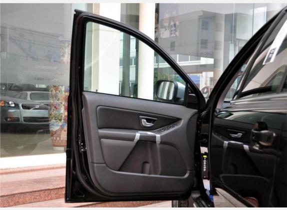 沃尔沃XC90 2010款 2.5T AWD运动版 车厢座椅   前门板