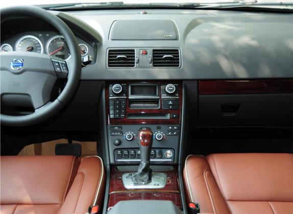 沃尔沃XC90 2011款 2.5T 北欧行政版 中控类   中控台