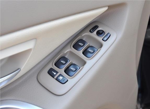沃尔沃XC90 2011款 2.5T 北欧豪华版 车厢座椅   门窗控制