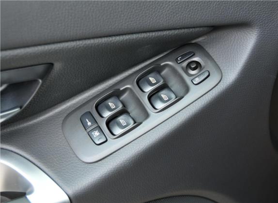 沃尔沃XC90 2011款 2.5T 北欧个性运动版 车厢座椅   门窗控制