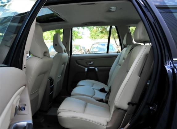 沃尔沃XC90 2012款 2.5T 北欧豪华版 车厢座椅   后排空间