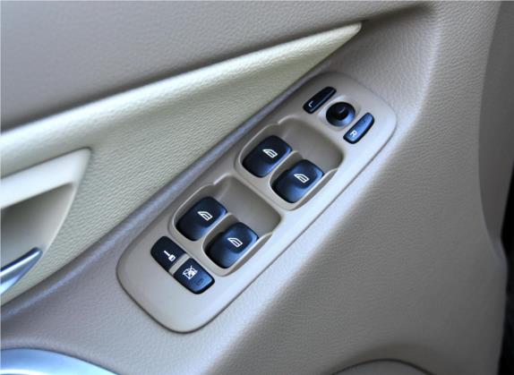 沃尔沃XC90 2012款 2.5T 北欧豪华版 车厢座椅   门窗控制