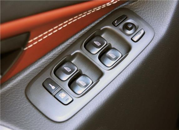 沃尔沃XC90 2012款 2.5T 北欧行政版 车厢座椅   门窗控制