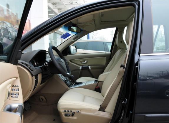 沃尔沃XC90 2012款 改款 2.5T 豪华版 车厢座椅   前排空间