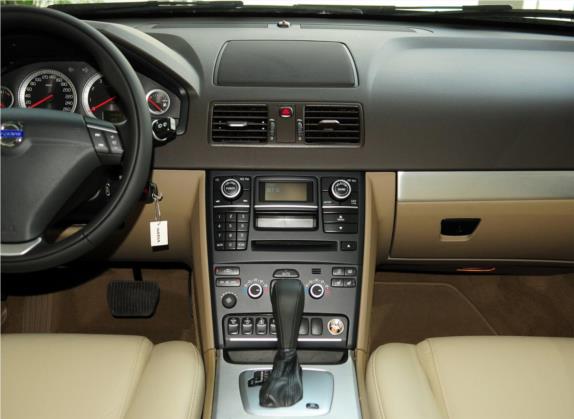 沃尔沃XC90 2013款 2.5T T5 豪华版 中控类   驾驶位