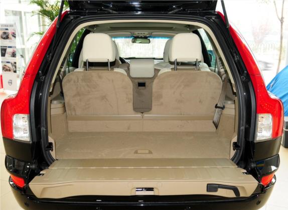 沃尔沃XC90 2013款 2.5T T5 豪华版 车厢座椅   后备厢