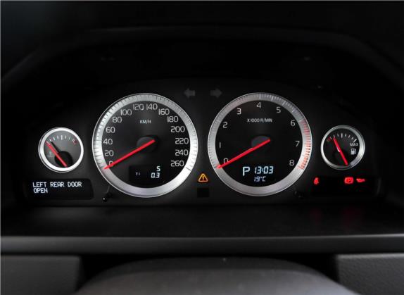 沃尔沃XC90 2013款 2.5T T5 豪华升级版 中控类   仪表盘