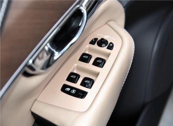 沃尔沃XC90 2015款 T6 限量版 车厢座椅   门窗控制