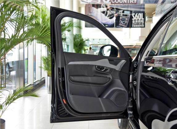 沃尔沃XC90 2015款 T6 智逸版 5座 车厢座椅   前门板