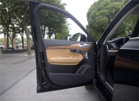 沃尔沃XC90 2015款 T6 智尊版 7座 车厢座椅   前门板
