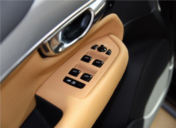 沃尔沃XC90 2016款 T5 智逸版 5座 车厢座椅   门窗控制