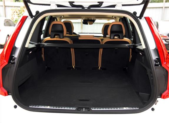 沃尔沃XC90 2017款 T6 智雅版 5座 车厢座椅   后备厢