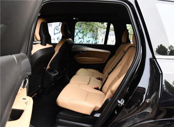 沃尔沃XC90 2018款 T5 智逸版 5座 车厢座椅   后排空间