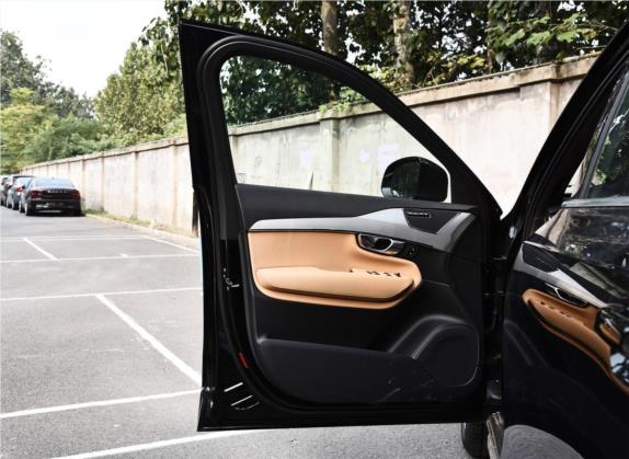 沃尔沃XC90 2018款 T5 智逸版 5座 车厢座椅   前门板