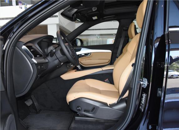 沃尔沃XC90 2018款 T6 智逸版 5座 车厢座椅   前排空间