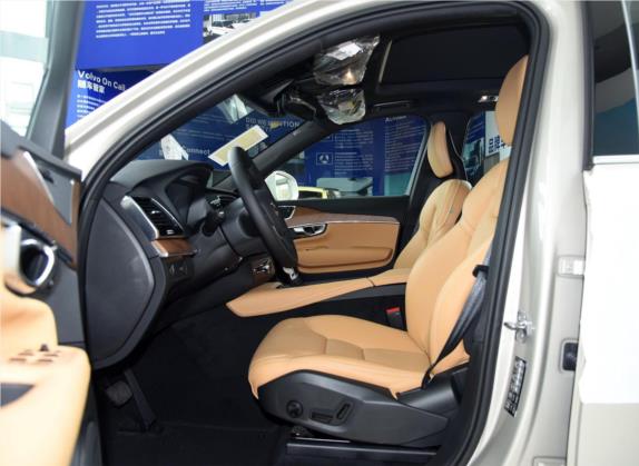 沃尔沃XC90 2018款 T6 智雅版 7座 车厢座椅   前排空间