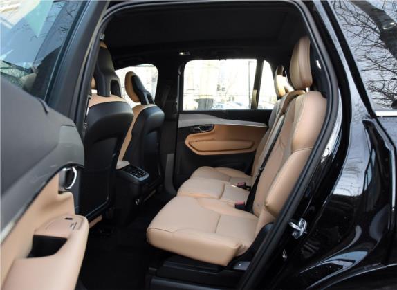 沃尔沃XC90 2018款 T6 智逸版 7座 车厢座椅   后排空间