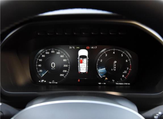 沃尔沃XC90 2019款 T6 智逸版 7座 国V 中控类   仪表盘