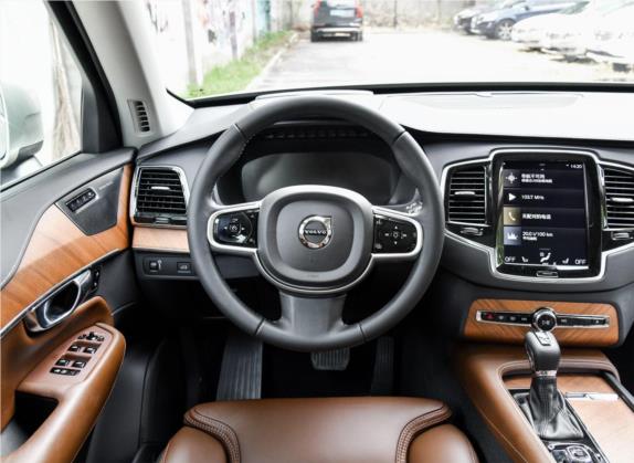 沃尔沃XC90 2019款 T6 智雅版 7座 国V 中控类   驾驶位