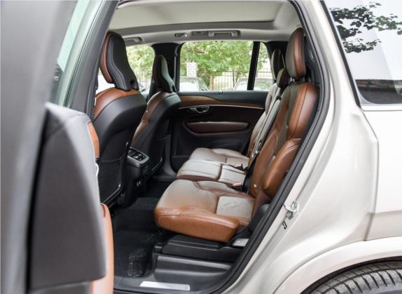 沃尔沃XC90 2019款 T6 智雅版 7座 国V 车厢座椅   后排空间