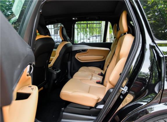 沃尔沃XC90 2019款 T5 智逸版 7座 国V 车厢座椅   后排空间