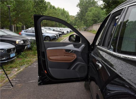 沃尔沃XC90 2019款 T5 智逸版 5座 国VI 车厢座椅   前门板