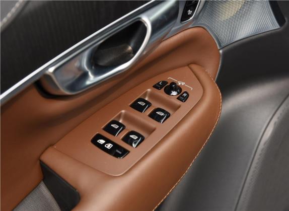 沃尔沃XC90 2020款 T6 智雅豪华版 7座 车厢座椅   门窗控制