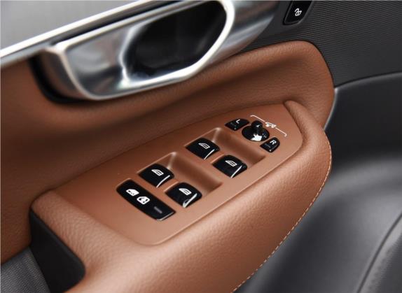 沃尔沃XC90 2020款 T5 智行豪华版 5座 车厢座椅   门窗控制