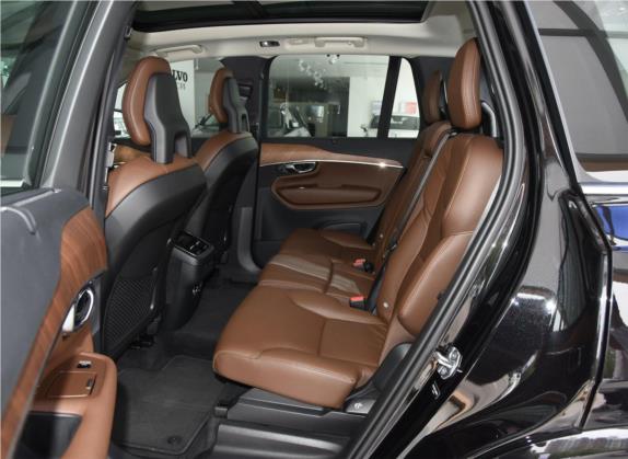 沃尔沃XC90 2020款 改款 T6 智逸豪华版 7座 车厢座椅   后排空间