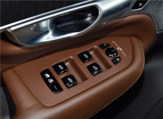 沃尔沃XC90 2020款 改款 T6 智雅豪华版 7座 车厢座椅   门窗控制