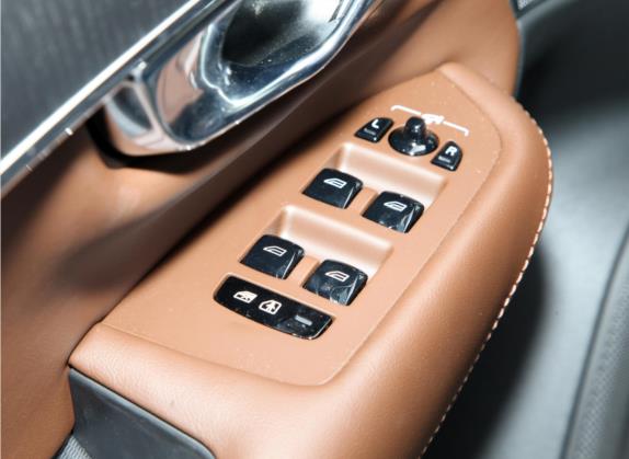 沃尔沃XC90 2021款 B6 智雅豪华版 7座 车厢座椅   门窗控制