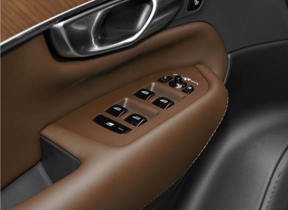沃尔沃XC90 2023款 B6 智逸豪华版 7座 车厢座椅   门窗控制