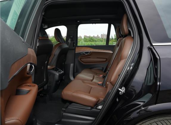 沃尔沃XC90 2023款 B6 智雅豪华版 7座 车厢座椅   后排空间