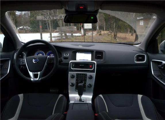 沃尔沃V60 2012款 T6 AWD 运动版 中控类   中控全图