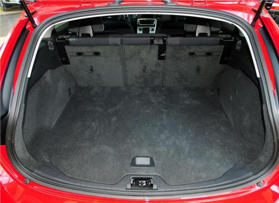 沃尔沃V60 2012款 T6 AWD 个性运动版 车厢座椅   后备厢