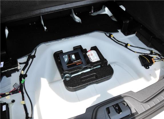沃尔沃V60 2013款 T5 智雅版 其他细节类   备胎