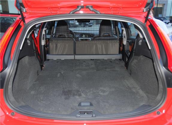 沃尔沃V60 2013款 T5 智尊版 车厢座椅   后备厢