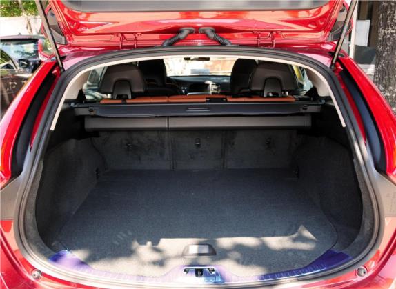 沃尔沃V60 2014款 T5 智雅版 车厢座椅   后备厢