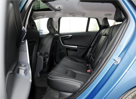 沃尔沃V60 2014款 改款 T5 智雅版 车厢座椅   后排空间