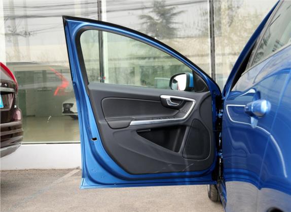 沃尔沃V60 2014款 改款 T5 智雅版 车厢座椅   前门板